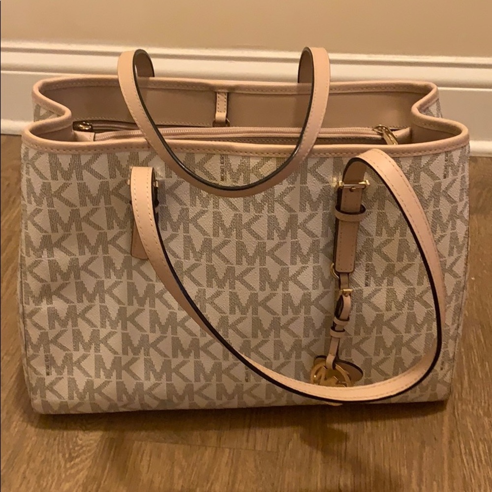 Michael Kors Tote